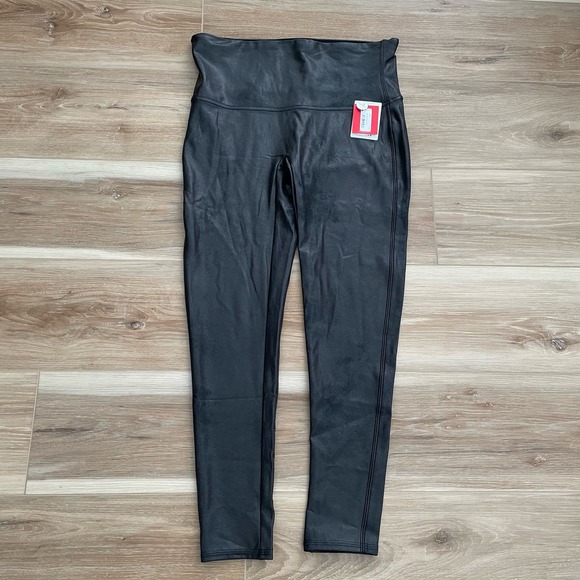 NWT Spanx Faux Leather PETITE Leggings size XL PETITE in Black - Picture 1 of 11